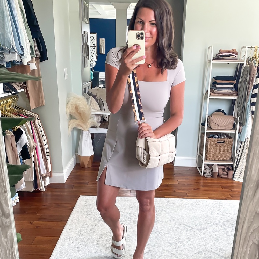 Full compression athletic dress